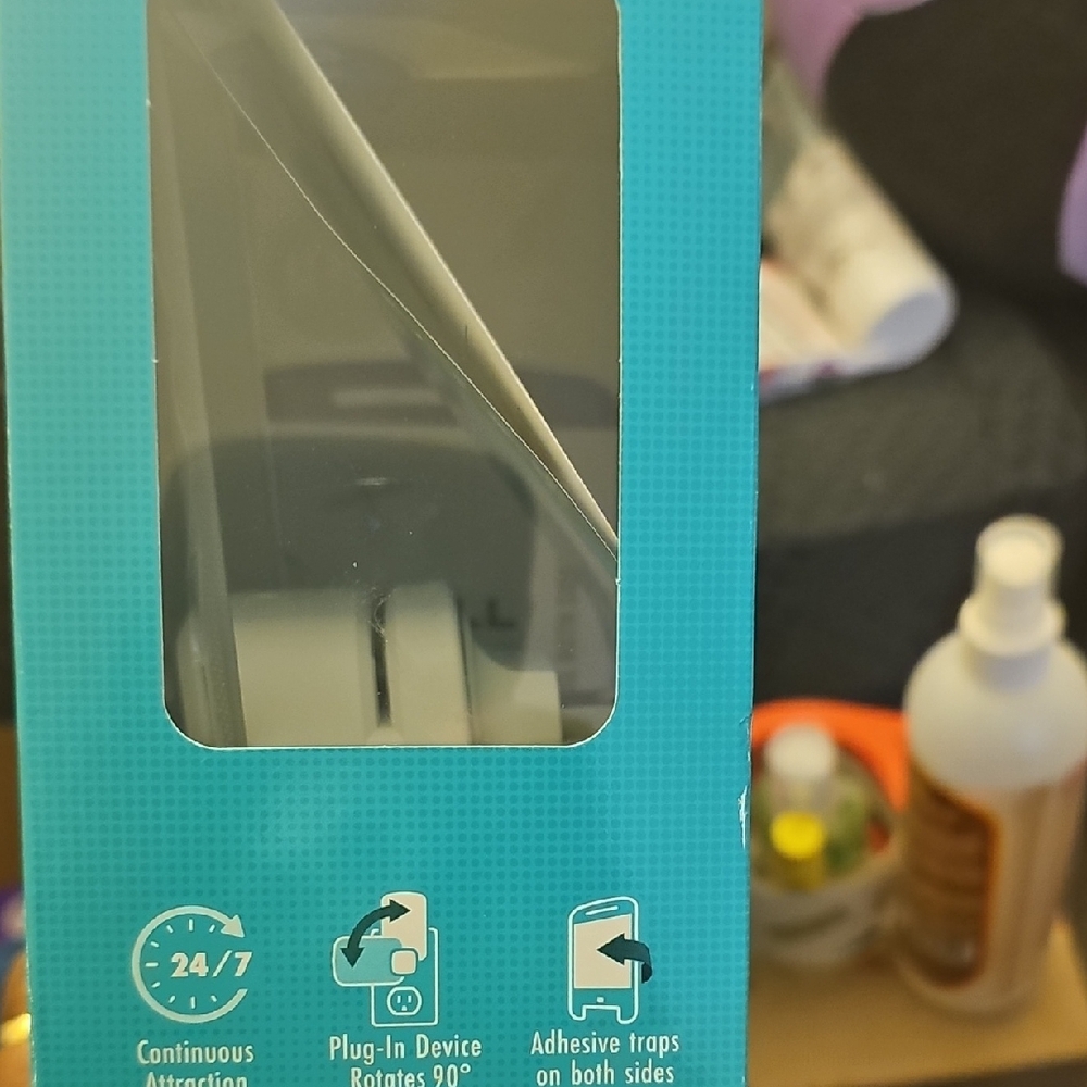 STEM Blue and White Insect Trap - Picture 4 of 5